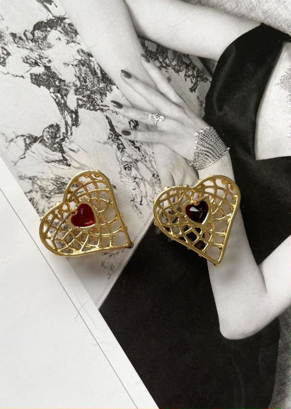 Heart shaped red color crystal earrings